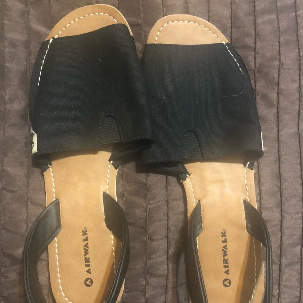 8 1/2 brand new shoes never worn